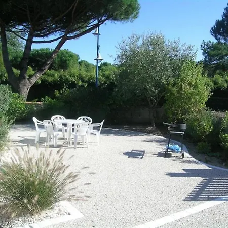 House - Maison Individuelle - Wifi - Proximite Centre, Plages Et Foret Par Pistes Cyclables - Ferienhaus